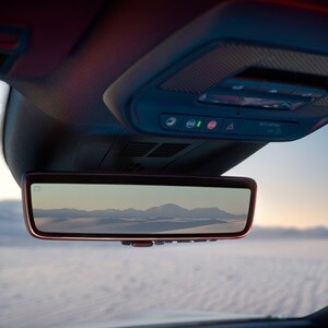 Acura 2024 ZDX Digital Rearview Mirror Acura 2024 ZDX Digital Rearview Mirror