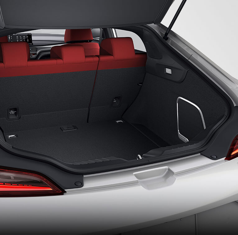 2023 Acura INTEGRA Features Cargo space bothup