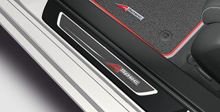 Integra Illuminated Door Sill Trim Accessory