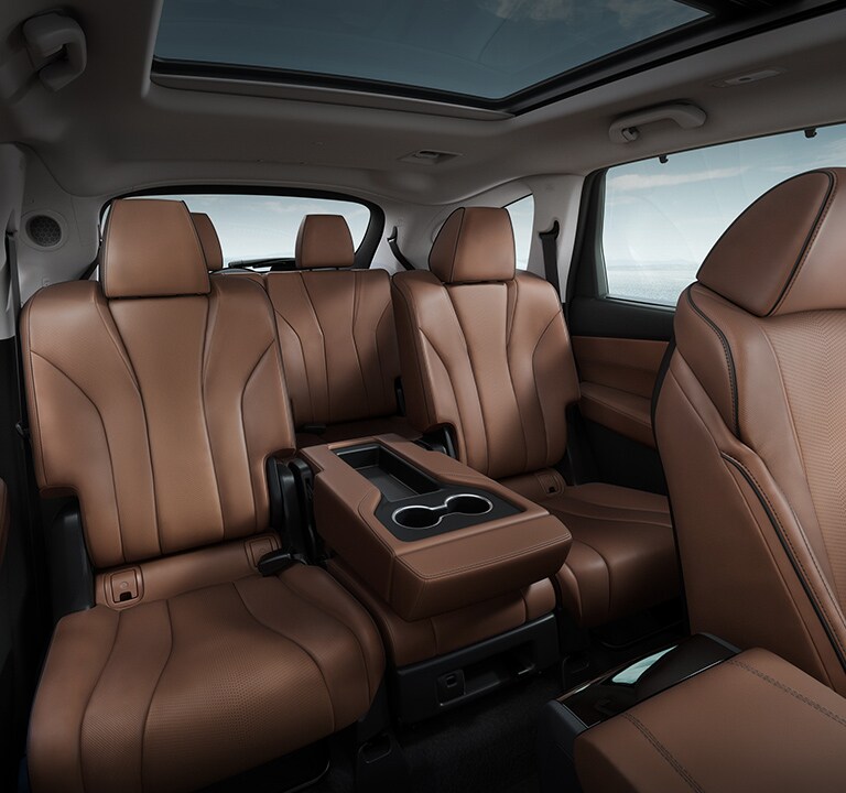 2023 Acura MDX Advance three row seating in espresso